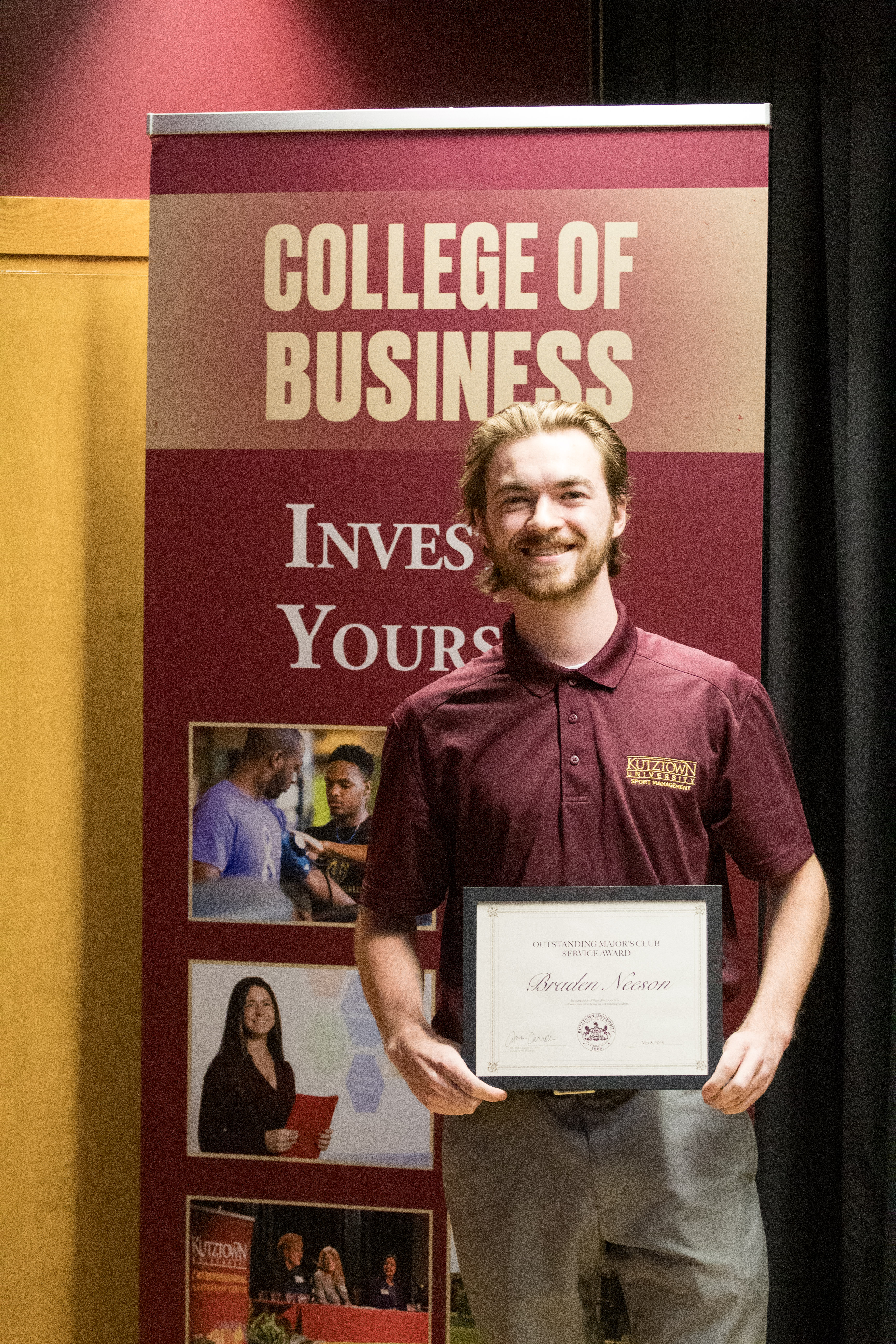 Braden Neeson with award