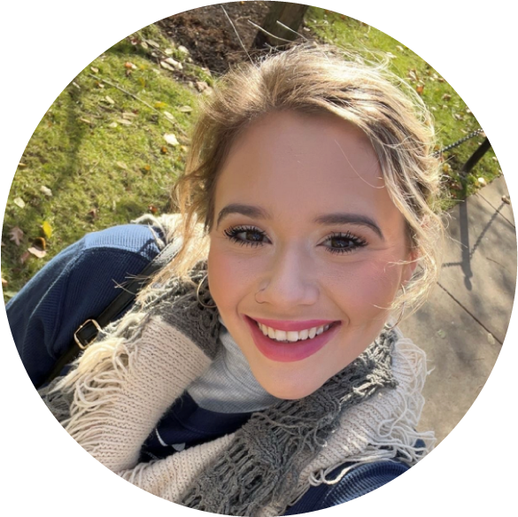 Headshot Alison Bender