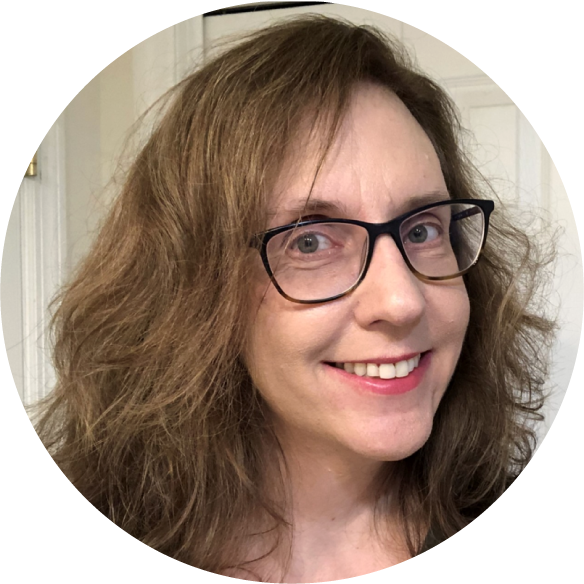 Head Shot of Lisa Weckerle