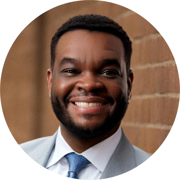 Headshot Derrick Thompson