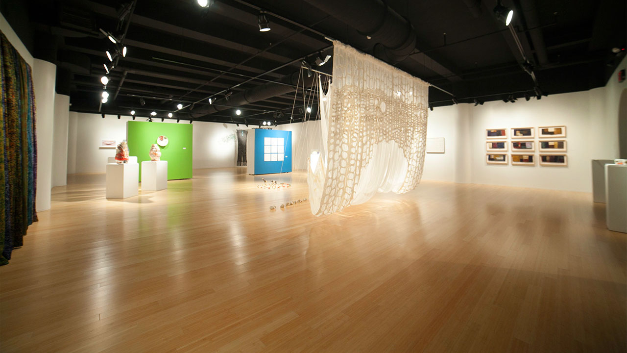 The Marlin and Regina Miller Gallery in Sharadin, with no patrons