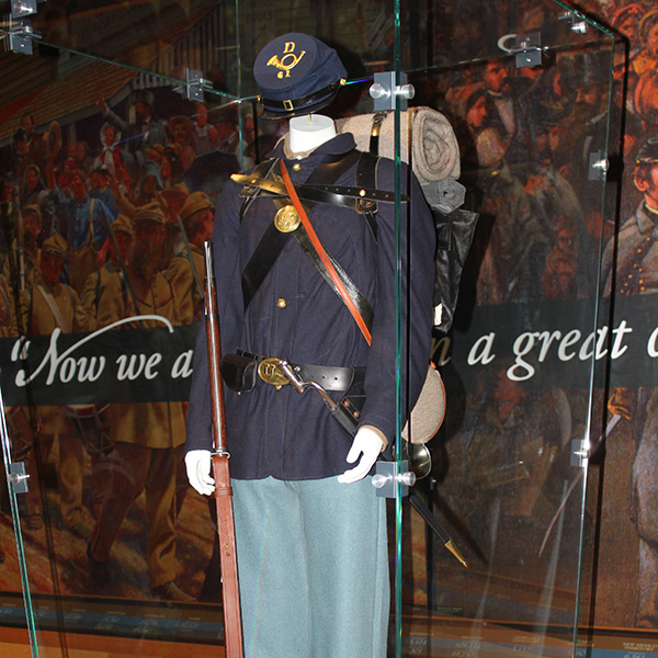 union uniform on a mannequin 