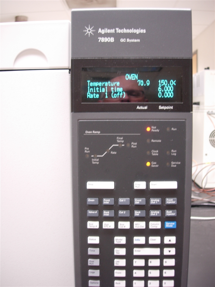 Control panel for Agilent 7890B gas chromatograph