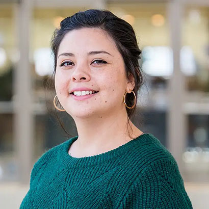 Photo of Samantha Perales outside