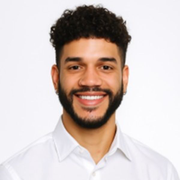 MSW student, Dylan Torres