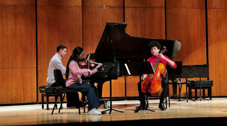 Jade De Los Santos (violin), Alejandro Bolivar (cello) and Andres Zuluaga (piano)