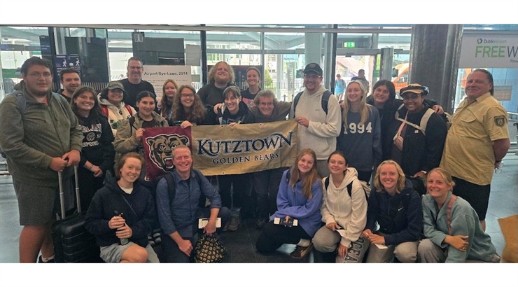 KU students travel abroad in Ireland