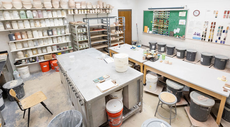 An image of on of kutztown university studio offerings of the glaze room for ceramics